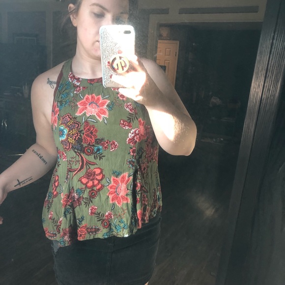 Halter Style Blouse - Picture 2 of 3